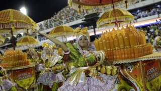Svetoznámy karneval v Riu priniesol Brazílčanom miliardu dolárov
