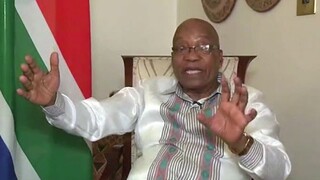 Juhoafrický prezident aj napriek škandálom zatiaľ neodstúpi