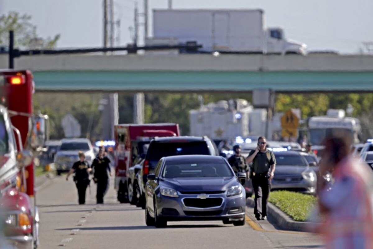 school-shooting-florida-55010-ce50abb13f3a432c97a06b5357174ae1_e90f4692.jpg
