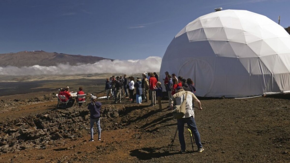 hawaii-mars-simulation-05458-c02b6a891b444095b4b486d4b613ef25_c259cc7e.jpg