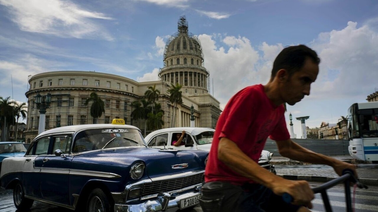 Ministri Kaliňák, Drucker a Kažimír odcestovali rokovať na Kubu
