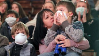 Škôlkarke potvrdili podozrenie na prasaciu chrípku. Jej stav je vážny