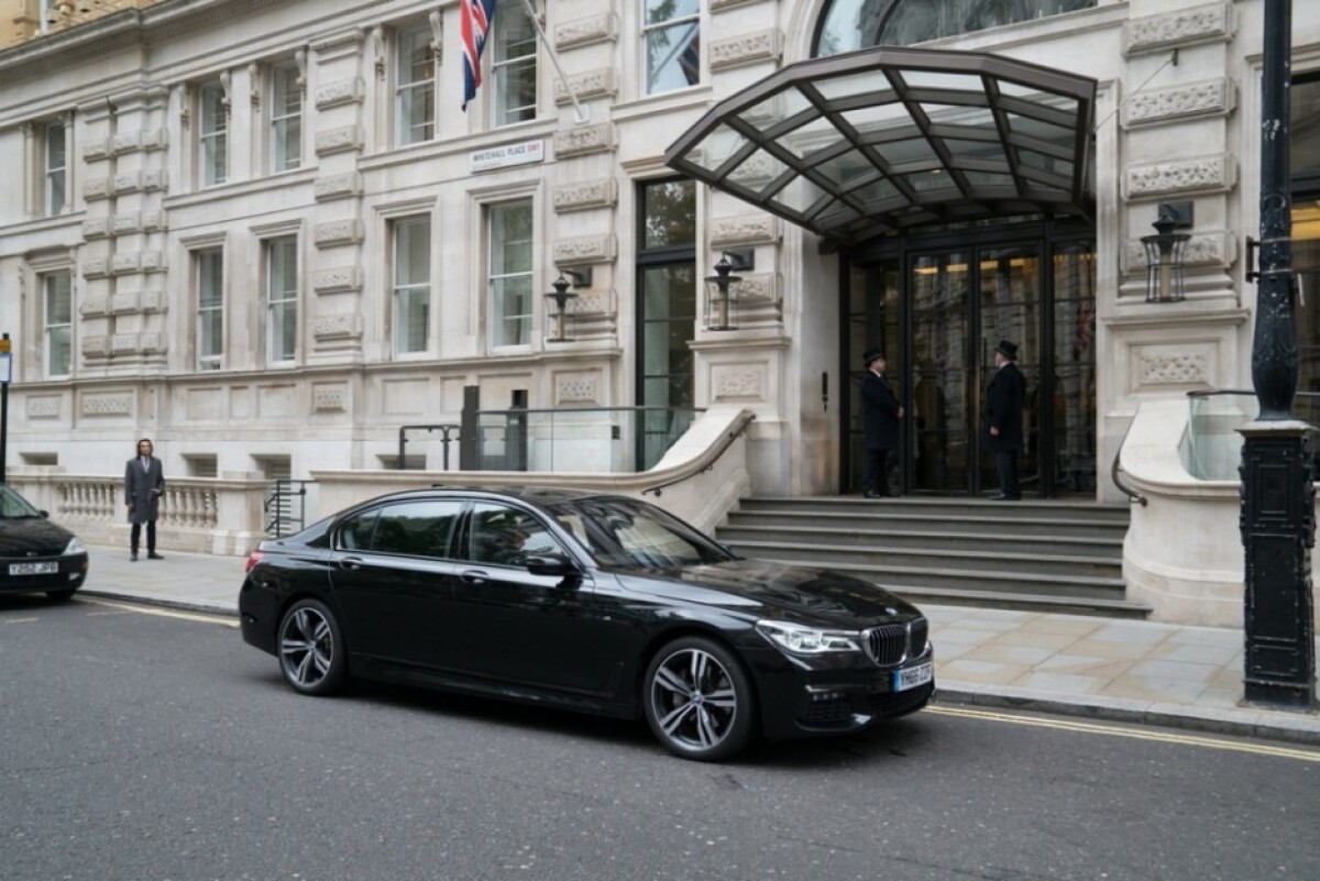 p90293907-highres-the-bmw-7-series-in_b8b05f30.jpg