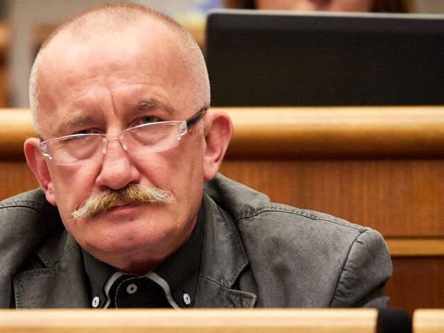 Odmietli obžalobu na kotlebovca Mizíka pre protižidovský status