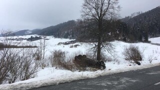 Vážny incident na Spiši, auto zmietlo skupinu malých detí