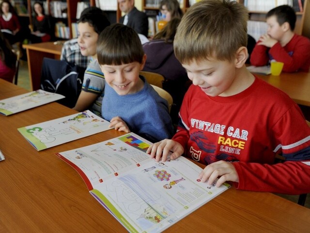 Školám chýbajú učebnice, rezort na ne vyčlenil milióny