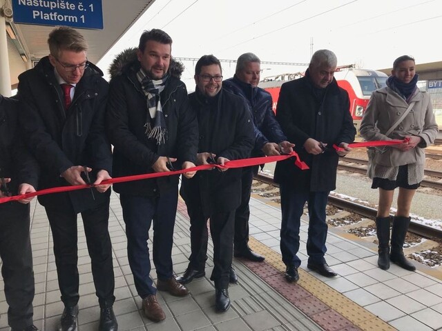 Vlaky na vyťaženom úseku už môžu premávať vysokou rýchlosťou