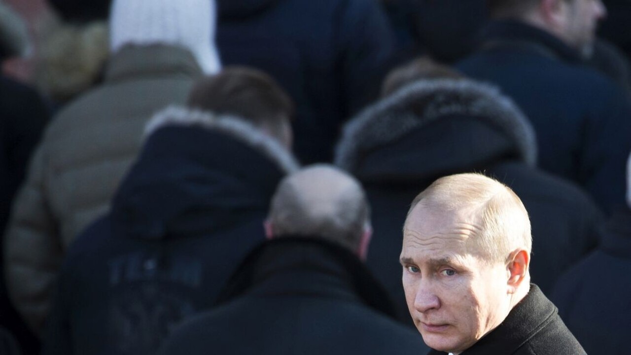 Pobočka estónskej banky údajne slúžila Putinovej rodine na pranie peňazí