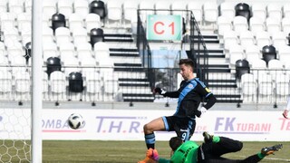 Šporar strelil premiérový gól, zariadil Slovanu postup