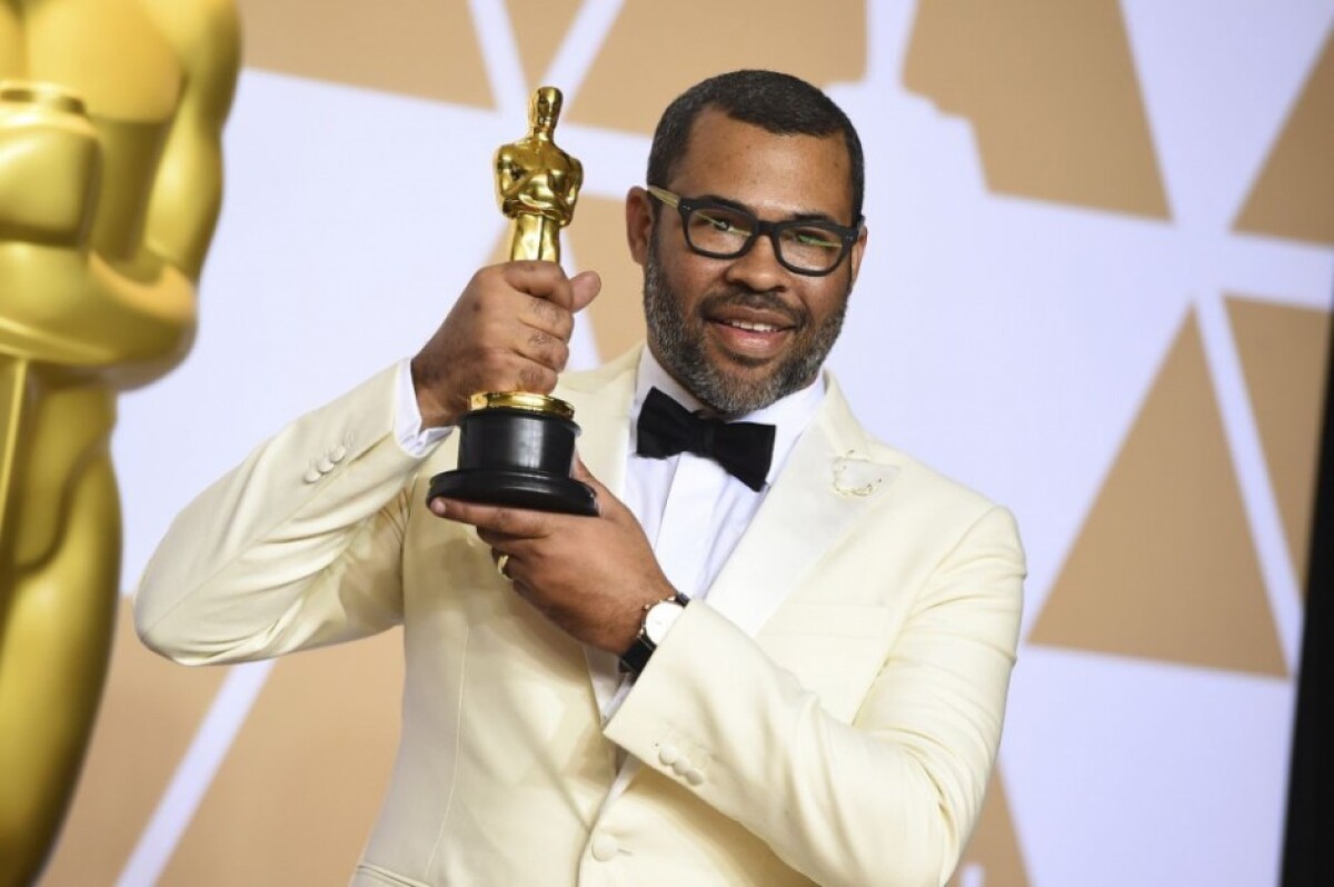 90th-academy-awards-press-room-68277-e9c4f9e6788c42af9102650310fabd23_d488c376.jpg