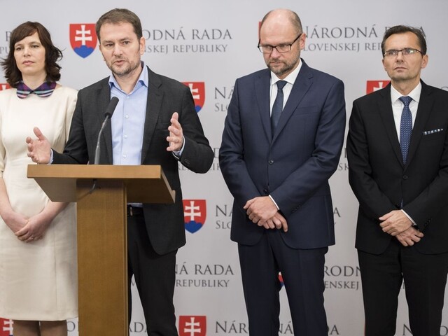 Opozícia sa spojila, v parlamente chce vysloviť nedôveru vláde