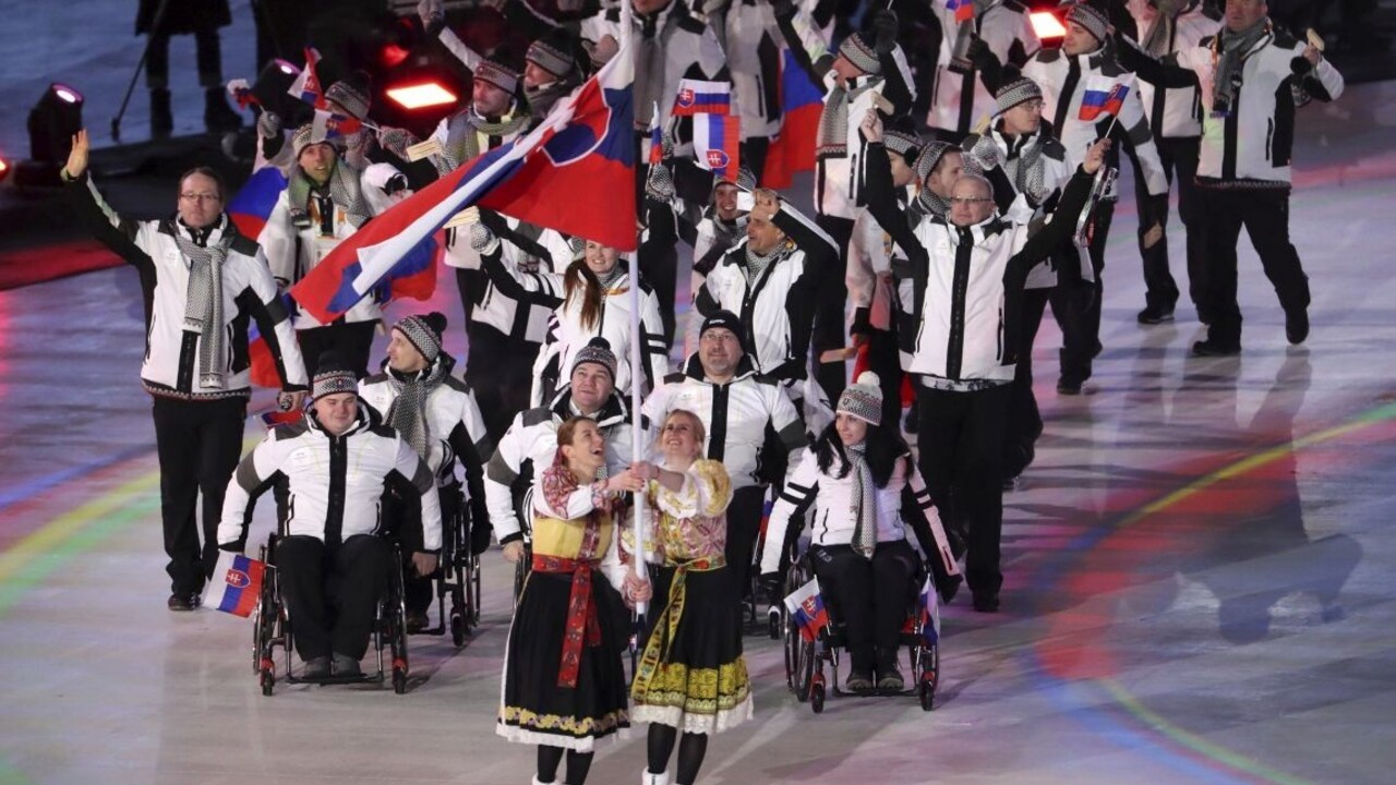 Začali sa paralympijské hry, vlajku niesla zjazdárka Farkašová