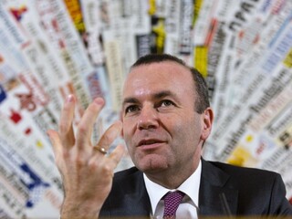 Člen vplyvnej frakcie europarlamentu vyzval Fica k činu