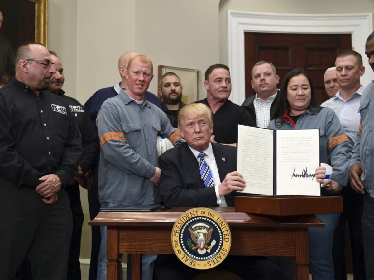 Trump zverejnil slogan pre voľby v roku 2020. Prekoná ten prvý?