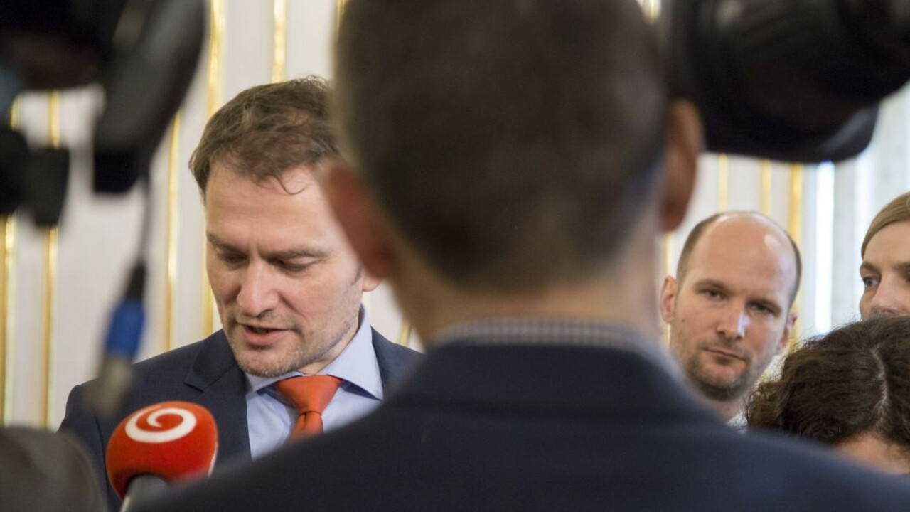 Poplatky pre mafiu preniesli ľuďom do faktúr za elektrinu, tvrdí Matovič