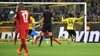 Futbalisti Dortmundu zdolali Frankfurt v poslednej minúte