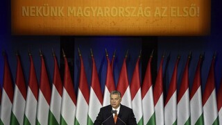 Poliaci mieria do Maďarska, chcú podporiť Orbána počas osláv