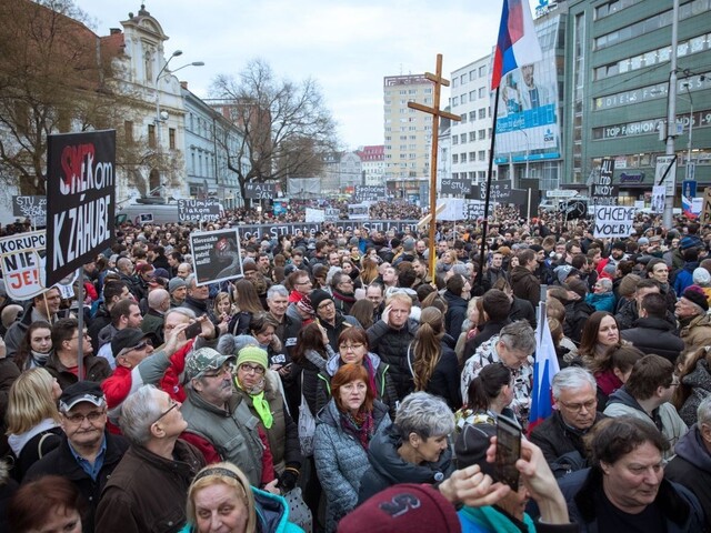 Oklamali verejnosť, tvrdia organizátori protestných zhromaždení
