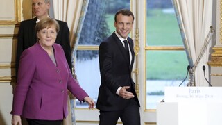 Macron sa stretol s Merkelovou, majú spoločnú víziu o budúcnosti EÚ