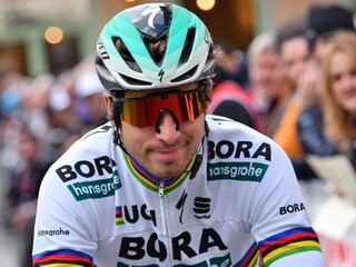 Sagan bol dlho členom vedúcej skupiny, víťazom sa však stal Nibali