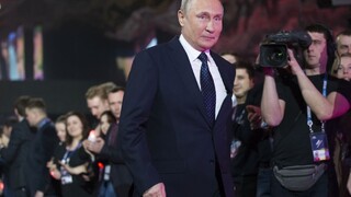 Očakávania sa naplnili, Putin zvíťazil v prezidentských voľbách