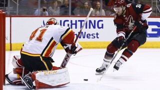 NHL: Pánik prispel k triumfu nad Calgary, Chára na ľade absentoval