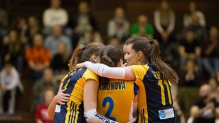 Volejbalistky Strabag porazili Kežmarok, Slávistky podľahli Nitre