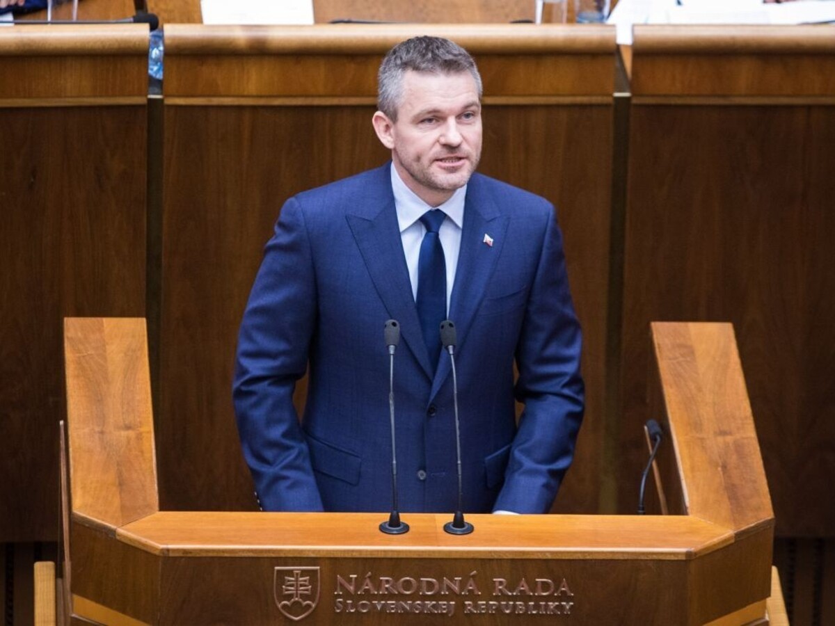 Nový premiér žiadal o dôveru. Spomenul Fica, Kisku i vyšetrovanie