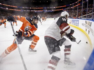 NHL: Sekerova asistencia Edmontonu nepomohla, prehrali s Anaheimom