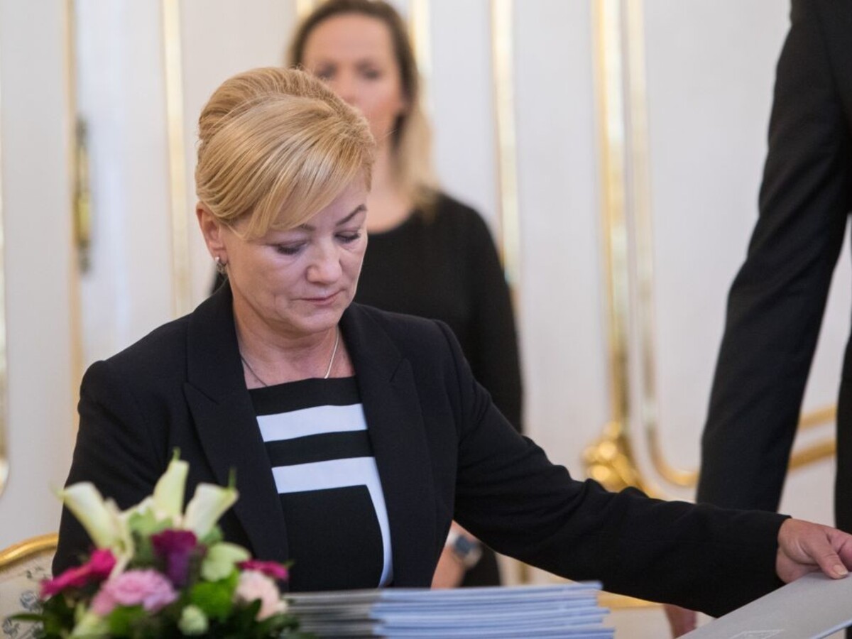 Stovky osobností kultúry vyzývajú novú ministerku, aby rezignovala
