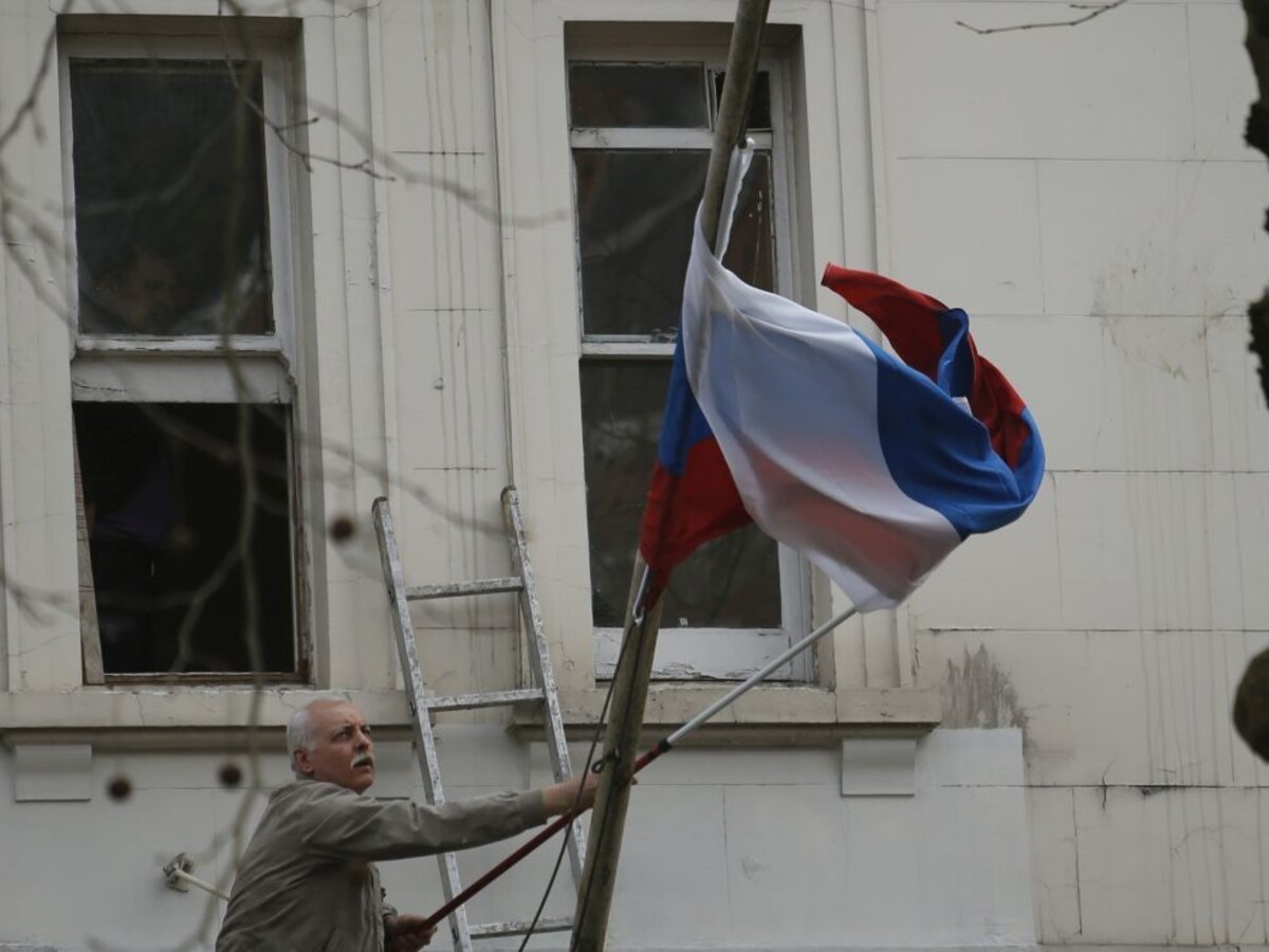 Západ reaguje na otrávenie exšpióna, vyhosťuje desiatky Rusov