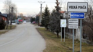 Policajti so psami zasiahli pri mieste vraždy Kuciaka a Kušnírovej