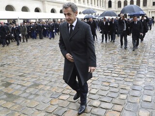 Sarkozy sa mal vydávať za Maročana, čaká ho súdne pojednávanie