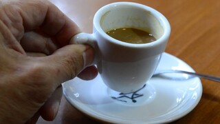 Podľa zákona musia kaviarne varovať zákazníkov pred rakovinou