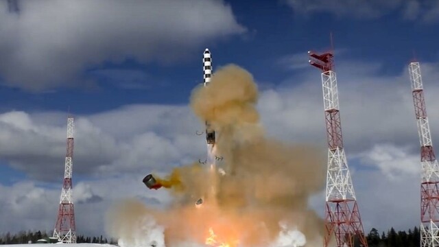 Testovali raketu schopnú zasiahnuť ktorékoľvek miesto na Zemi