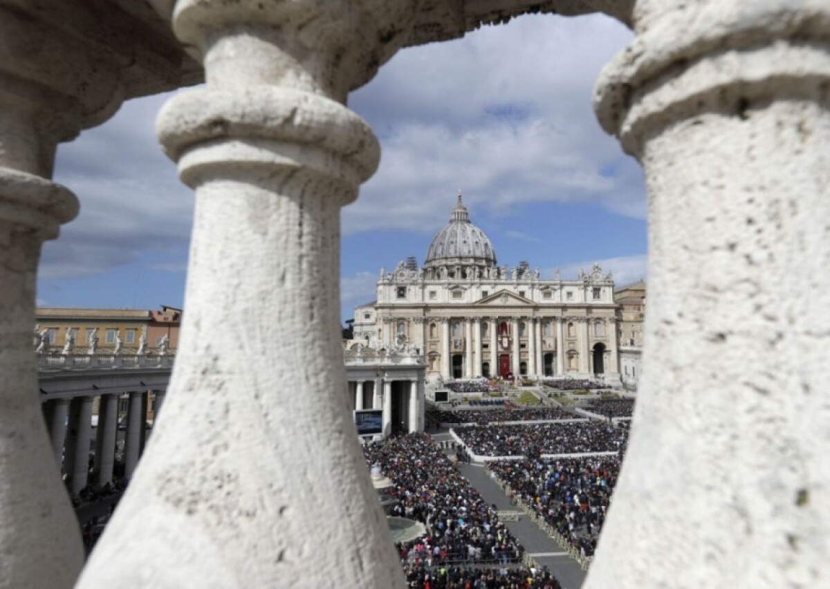 vatican-pope-easter-36670-28348ab3994f4377b432d60a00feb0d6_8615b794.jpg