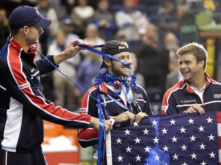 Davisov pohár: USA suverénne postúpili do semifinále, rozhodla štvorhra