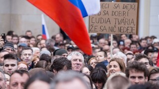 Nikam neodchádzame, hlásia organizátori protestov. Budú ďalšie