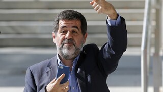 Voľba katalánskeho premiéra je ohrozená, zostáva vo väzbe