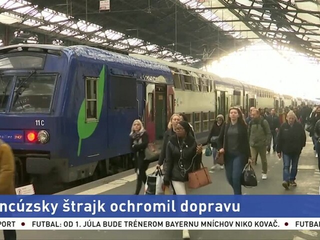 Francúzky štrajk ochromil dopravu, Macron ale nechce ustúpiť