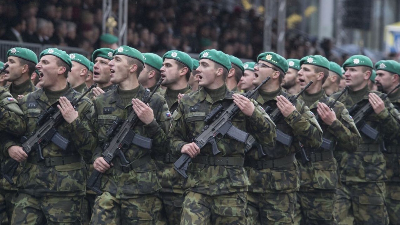 Na Slovensko prídu desiatky vojakov z Česka, pomôžu s náporom ukrajinských utečencov