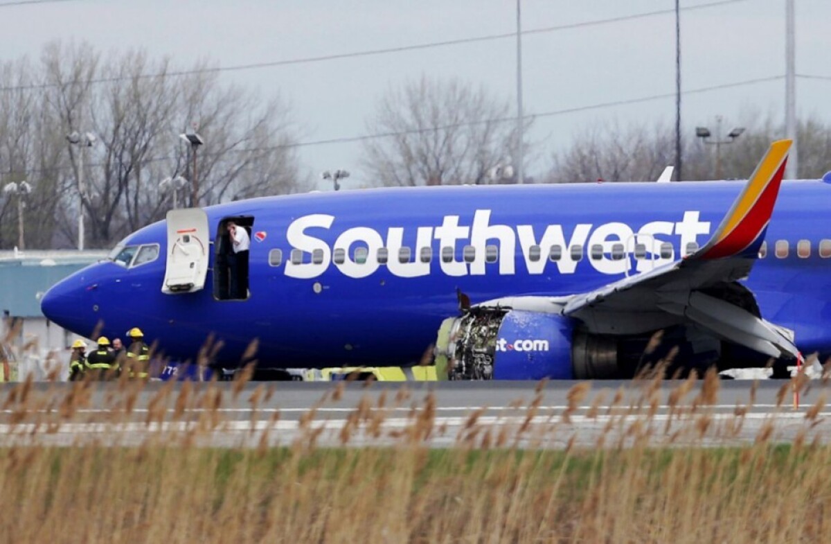 southwest-airlines-emergency-landing-85462-65af5b06a0db4f9dafe6a64ba1848690_333fa2c8.jpg