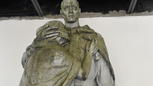 Kulichovo súsošie sa musí vrátiť k duklianskemu pamätníku