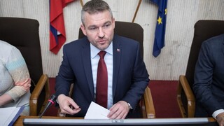 Sté rokovanie vlády: o výsluhových dôchodkoch aj o ochrane vôd