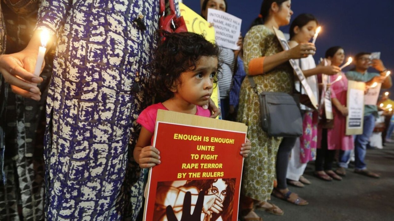Znásilnenie dieťaťa sa bude trestať smrťou, rozhodla indická vláda