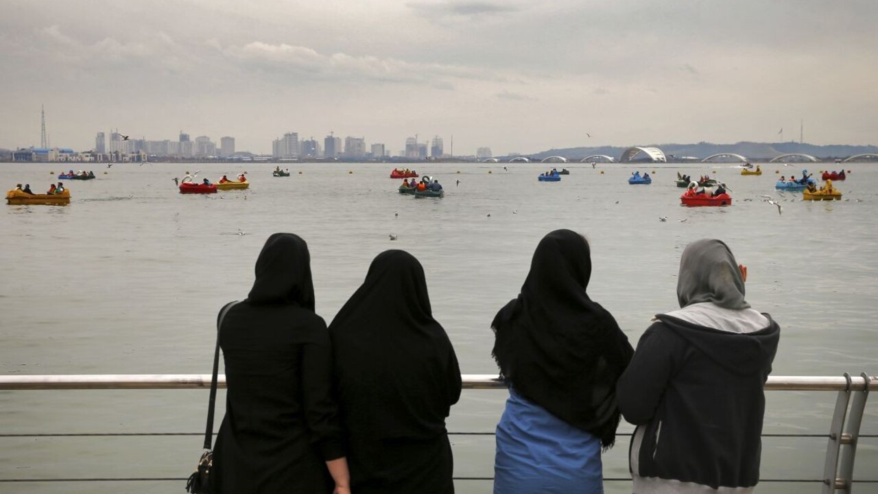 Islam ženy moslimky Irán 1140px (SITA/AP)