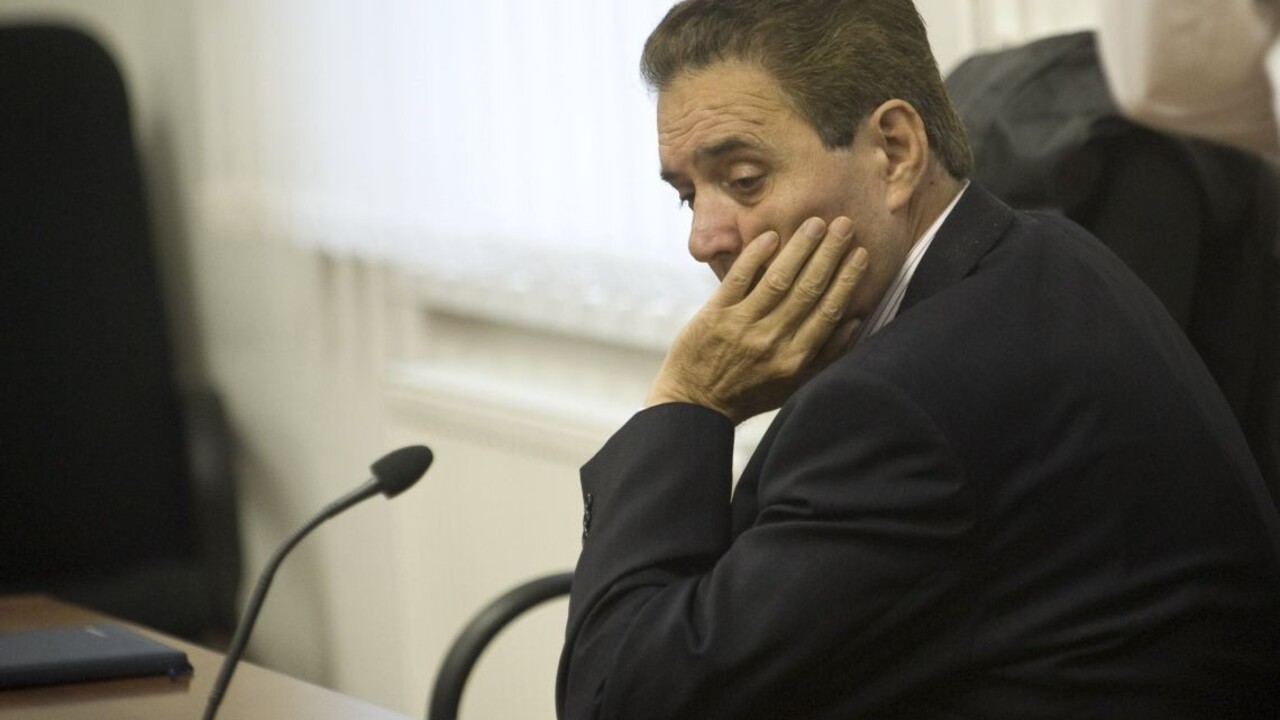 Majský je stále chorý, súd nemôže rozhodnúť. Preskúmajú to odborníci