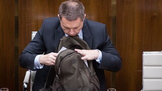 Vláda mení plány. Budúcoročný schodok verejných financií bude vyšší