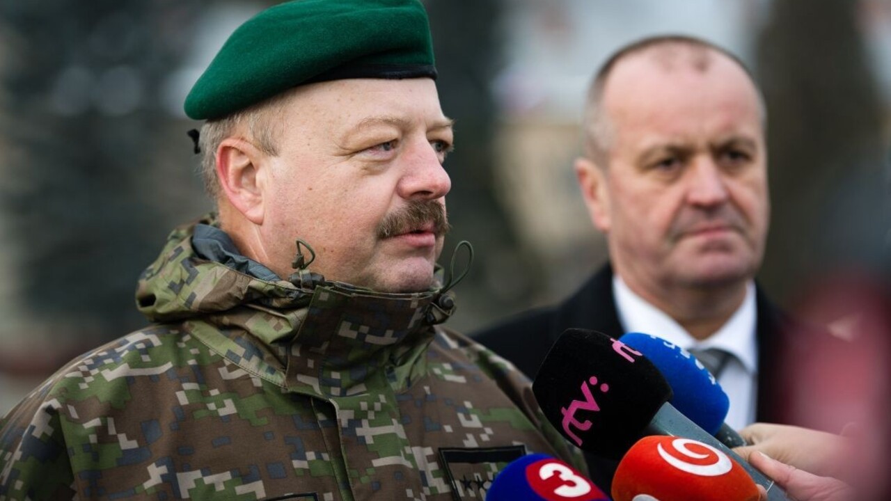 Náčelníkom nebudem kvôli synovi, tvrdí Macko. Gajdoš to popiera