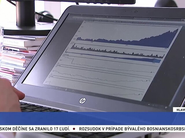 Schodok verejných financií klesol, rozpočtová rada však vidí riziká